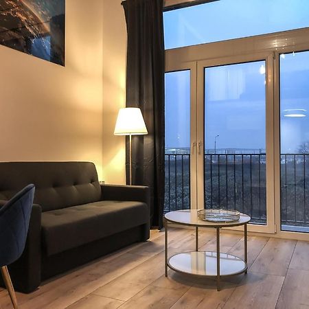 Airport Apartment Wrocław Buitenkant foto